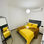 Daire Charming One Bed Flat In *