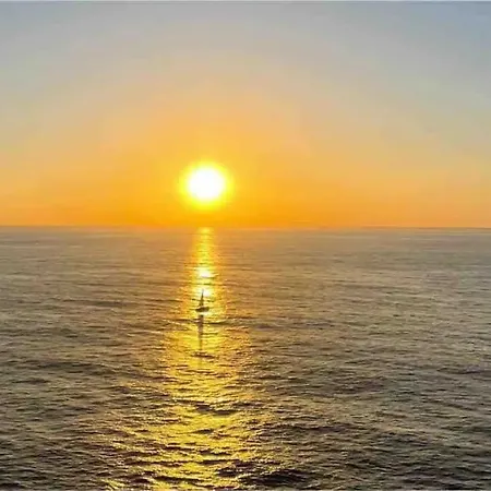 Charming One Bed Flat In Apartament *