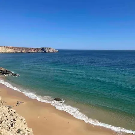 Charming One Bed Flat In *