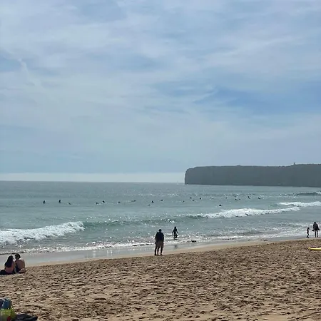 Apartament Charming One Bed Flat In *