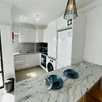 Charming One Bed Flat In * Sagres